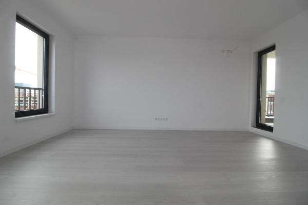3 camere Pipera_Posche Pipera_Rond OMV-parcare