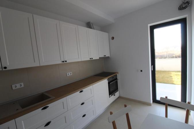 2 camere, 2 bai + gradina 67 mp, Padurea Baneasa-comision 0%