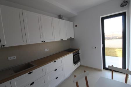 2 camere, 2 bai + gradina 67 mp, Padurea Baneasa-comision 0%