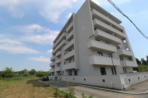 2 camere, 2 bai + gradina 67 mp, Padurea Baneasa-comision 0%