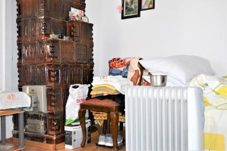 Vanzare casa batraneasca pe malul lacului Plumbuita