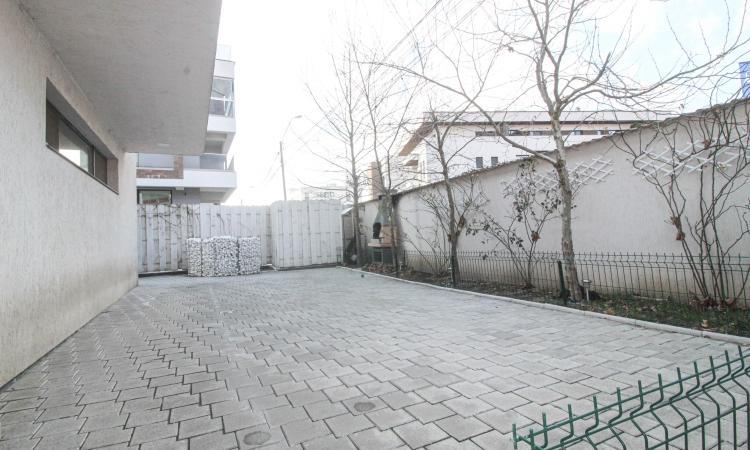 3 bedrooms Insiruita Vila For rent , Bucuresti