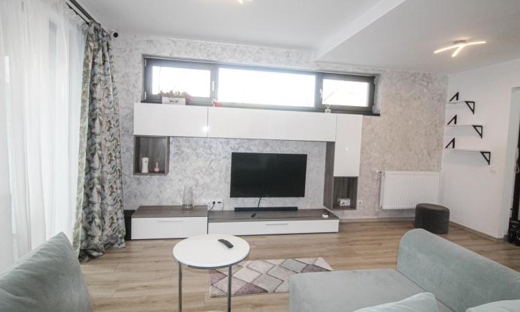 3 bedrooms Insiruita Vila For rent , Bucuresti