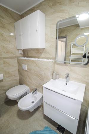 3 bedrooms Insiruita Vila For rent , Bucuresti