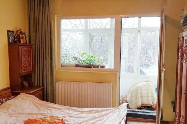 2 camere Aviatiei , bloc 1986 - necesita renovare