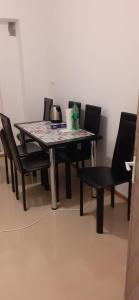 Inchiriere apartament 3 camere Lacul Tei