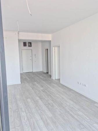 2 camere-Pipera rond OMV