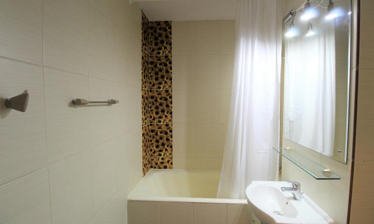 Apartament 3 camere spațios, cu priveliște, Lacul tei