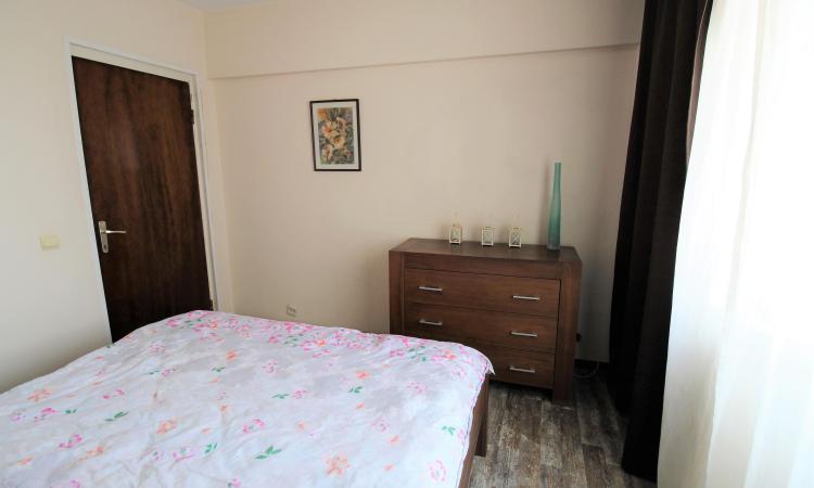 Apartament 3 camere spațios, cu priveliște, Lacul tei