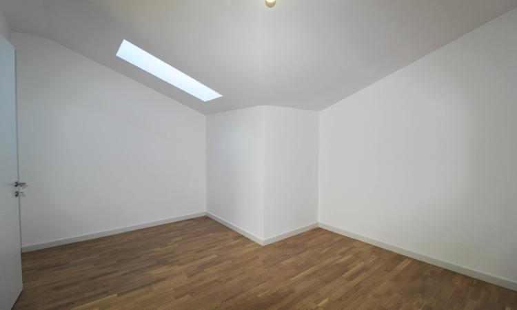 Vila insiruita - 4 camere-4 bai 2 locuri de parcare - Pipera Zenville URGENT