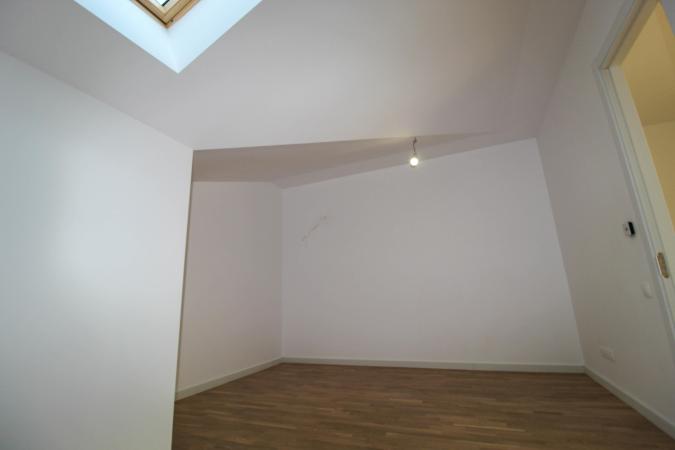 Vila insiruita  - 4 camere-4 bai 2 locuri de parcare - Pipera Zenville URGENT