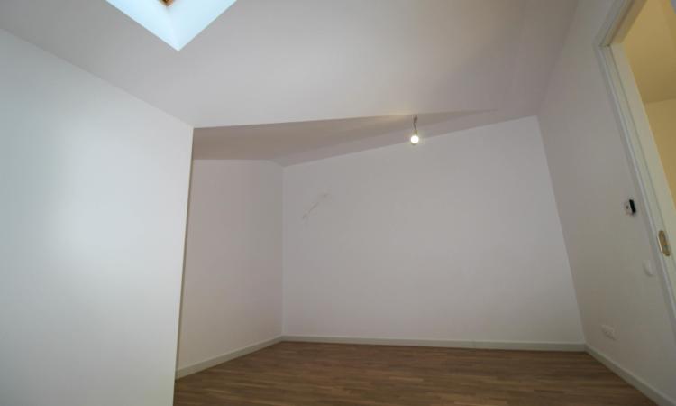 Vila insiruita - 4 camere-4 bai 2 locuri de parcare - Pipera Zenville URGENT