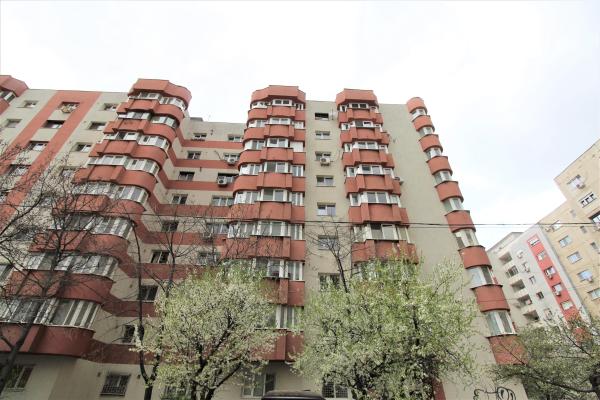 2 camere - strada Novaci - Sebastian - Vulcan