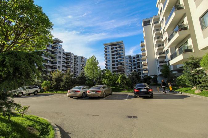 De inchiriat 2 camere - Centrul de Business Pipera - Parcare Subterana