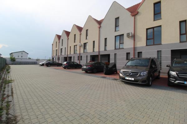 Vila Pipera - P+1+M - Complex Nou