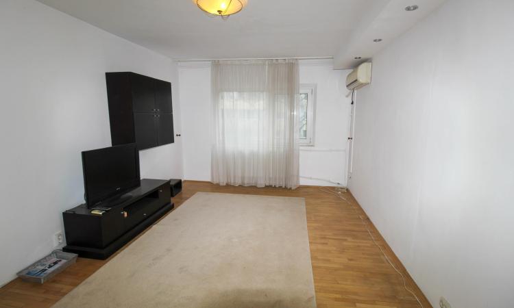 2 camere - Aviatiei