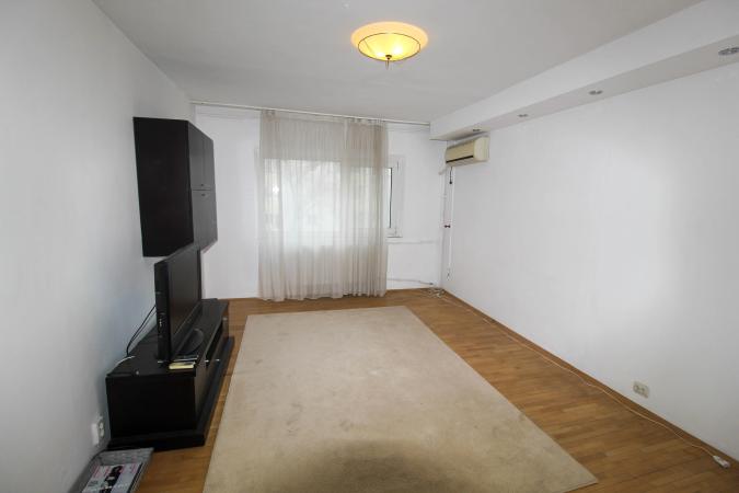 2 camere - Aviatiei