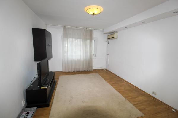 2 camere - Aviatiei