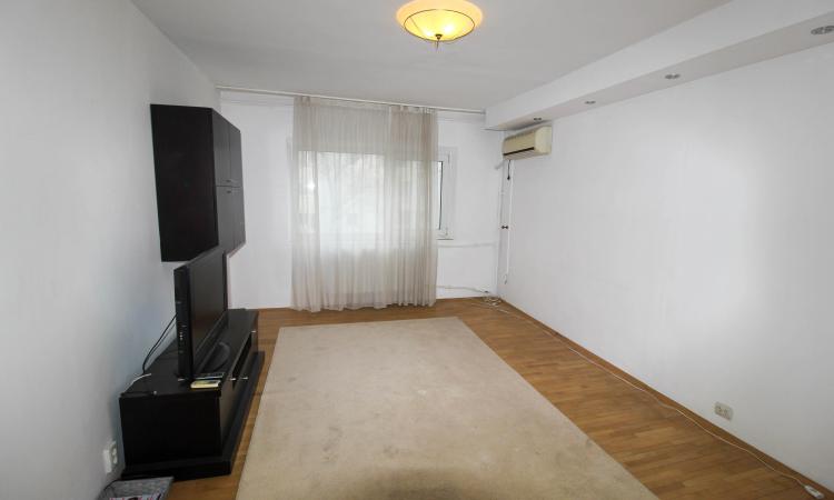 2 camere - Aviatiei