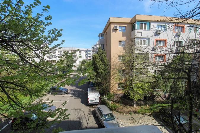 2 camere de vanzare - Aviatiei