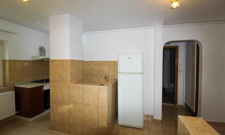 2 camere - Aviatiei - De inchirirat