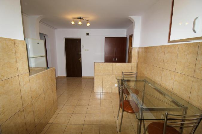 2 camere - Aviatiei - De inchirirat