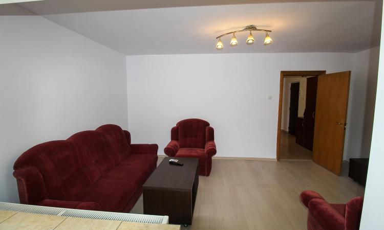 2 camere - Aviatiei - De inchirirat