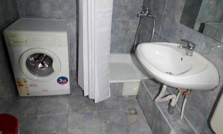2 camere - Aviatiei - De inchirirat
