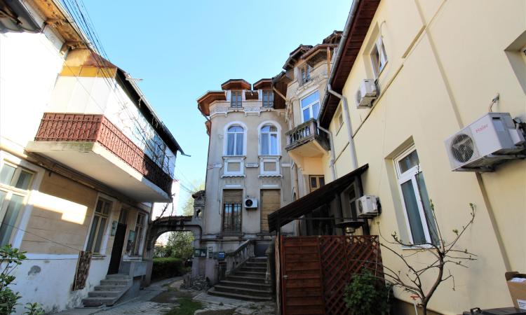 2 camere ideal investitie - Principatele Unite - Patriarhie - Unirii