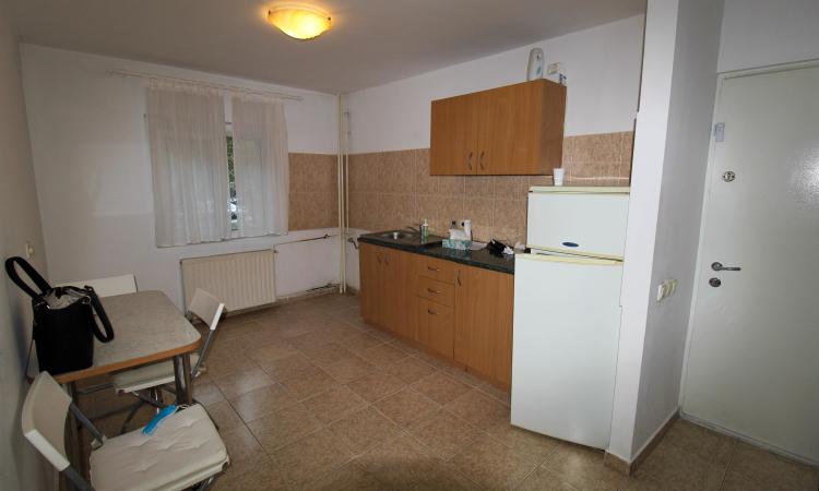 De inchiriat 2 camere - Aviatiei