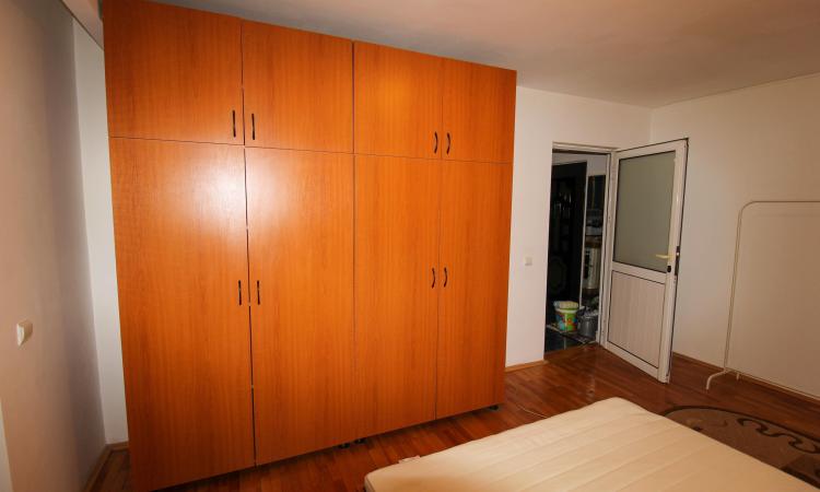 De inchiriat 2 camere - Aviatiei - etaj 1/60mp uitili