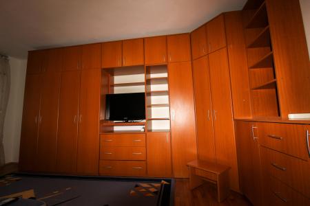 De inchiriat 2 camere - Aviatiei - etaj 1/60mp uitili