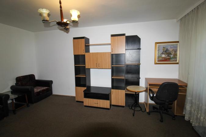 2 camere de inchiriat - Aviatiei