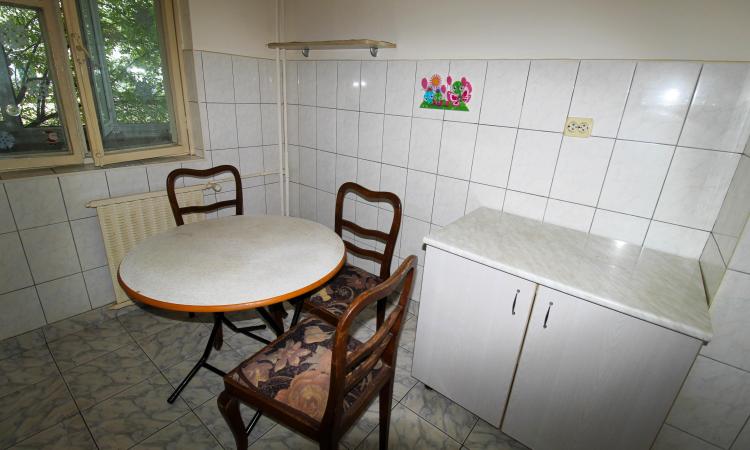 2 camere de inchiriat - Aviatiei