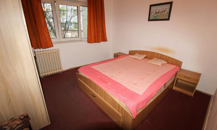 2 camere de inchiriat - Aviatiei