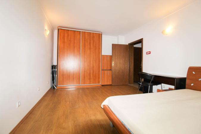 2 camere de vanzare - Aviatiei