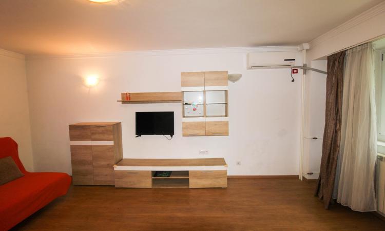 2 camere de vanzare - Aviatiei