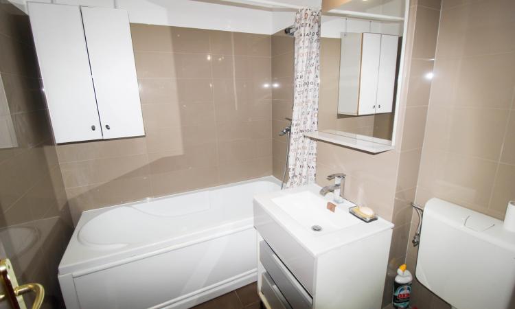 2 camere de vanzare - Aviatiei