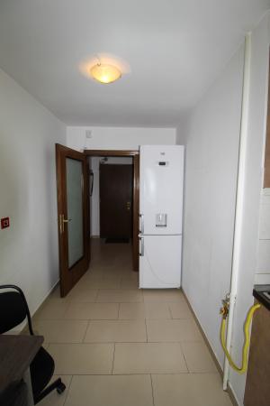 2 camere de vanzare - Aviatiei