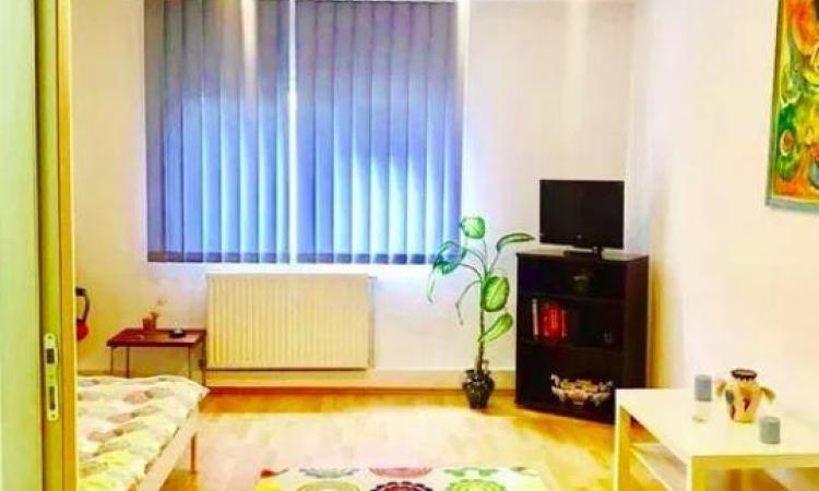 3 camere de inchiriat - Aviatiei