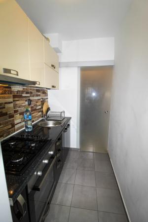 Garsoniera renovata - TEi