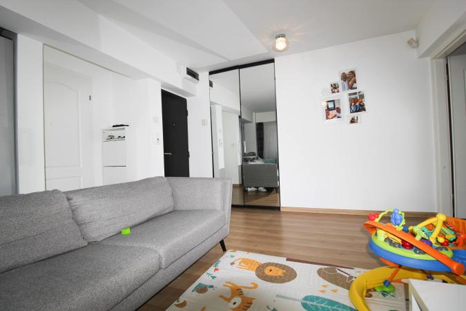 4 Camere - Aviatiei - 82mp utili  etaj 1 cu terasa amenajata de 80mp