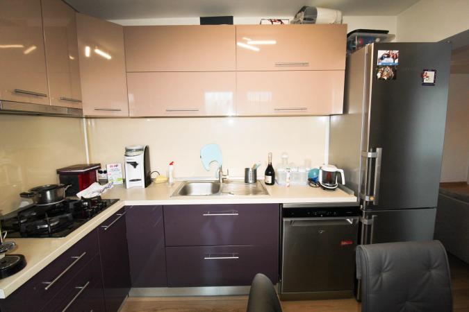 4 Camere - Aviatiei - 82mp utili  etaj 1 cu terasa amenajata de 80mp