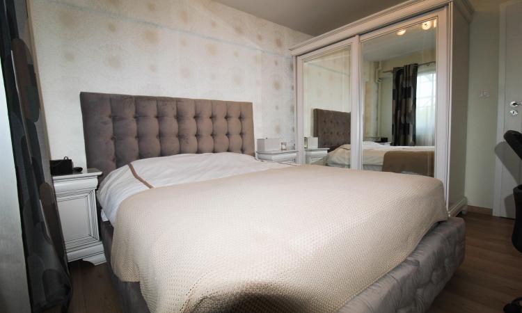 4 Camere - Aviatiei - 82mp utili etaj 1 cu terasa amenajata de 80mp