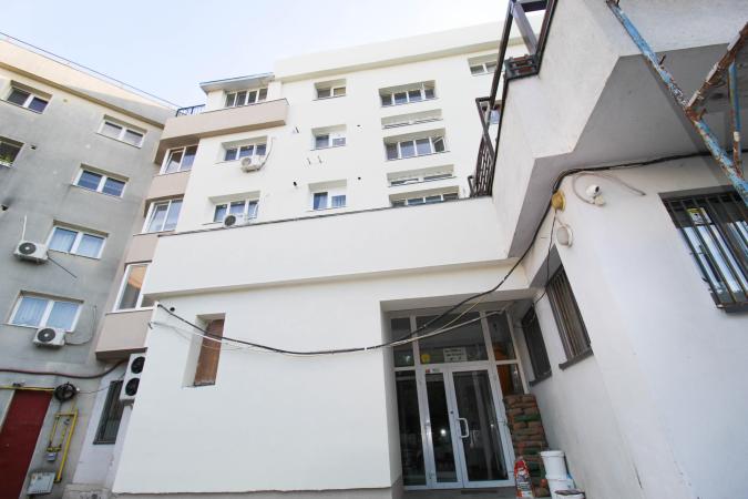 4 Camere - Aviatiei - 82mp utili  etaj 1 cu terasa amenajata de 80mp