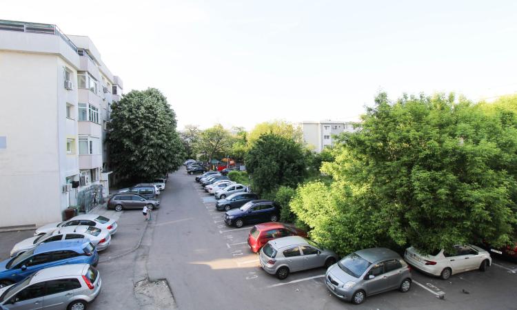 4 Camere - Aviatiei - 82mp utili etaj 1 cu terasa amenajata de 80mp
