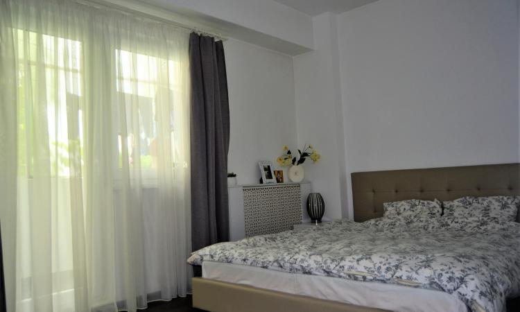Apartament 4 camere spațios, luminos, Lacul Tei