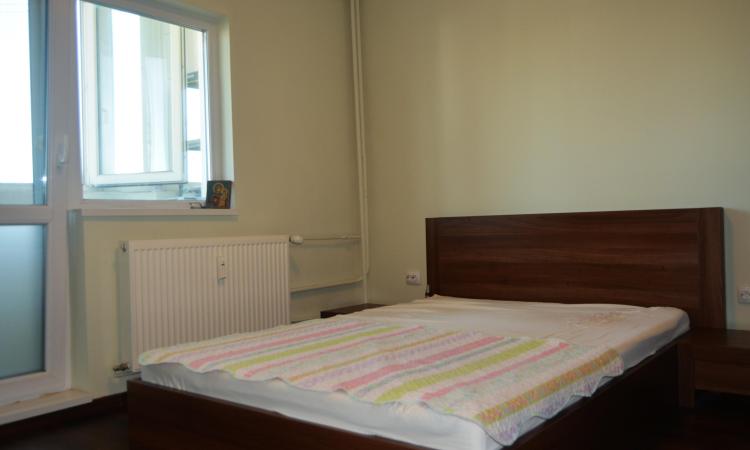 Apartament renovat spatios 3 camere Lacul tei