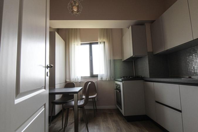Inchiriere Apartament 3 camere decomandat Baneasa / Sisesti