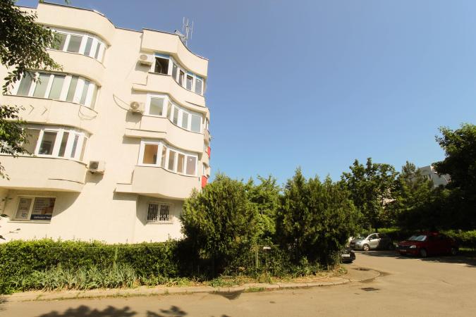 2 Camere Deosebit - Aviatiei - Renovat 64 mp utili